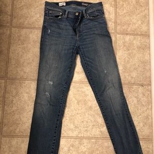 Gap skinny jeans 28R